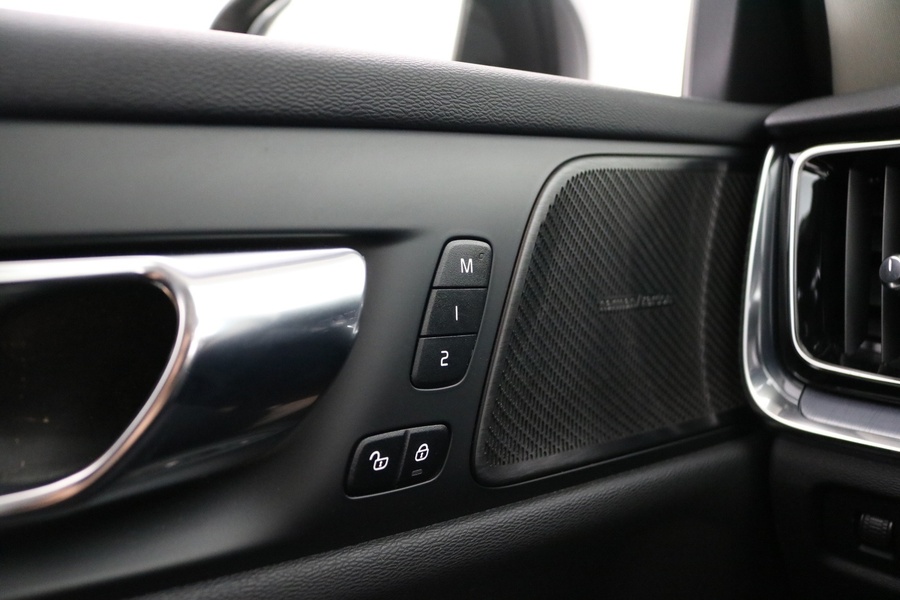 Volvo V60 Cross Country vaihtoauto