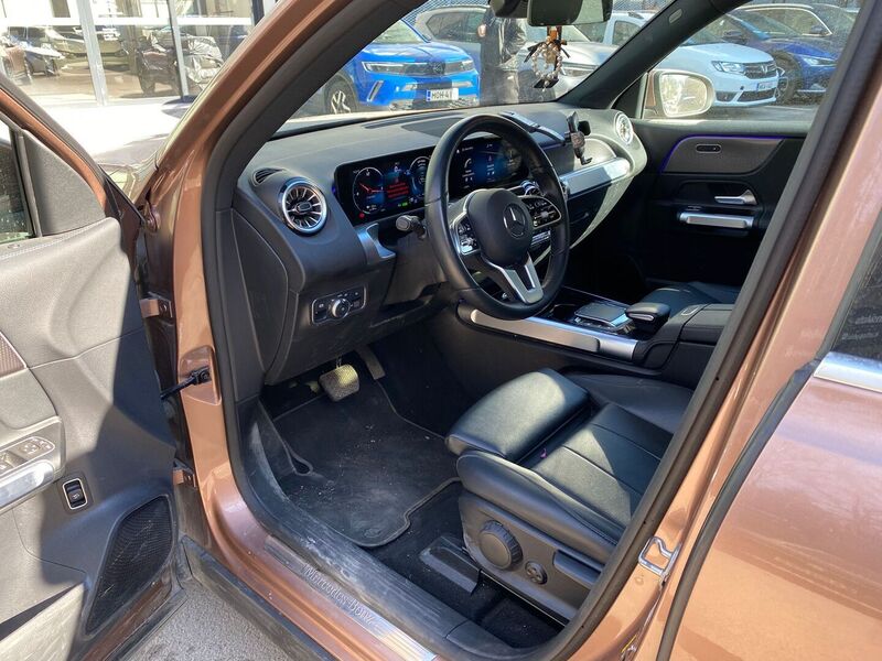 Mercedes-Benz EQB vaihtoauto