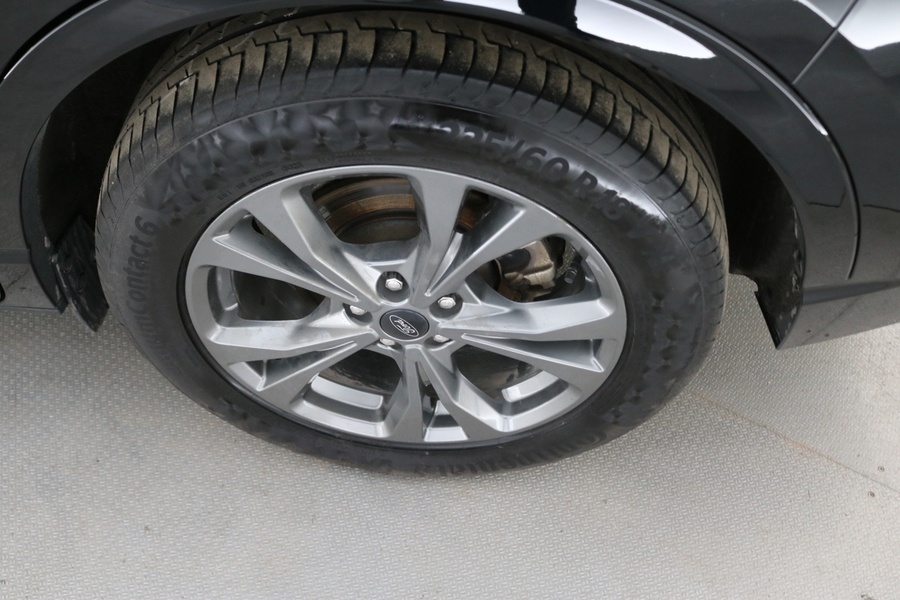 Ford Kuga vaihtoauto