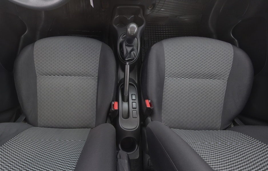 Nissan Micra vaihtoauto