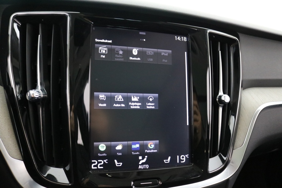 Volvo V60 vaihtoauto