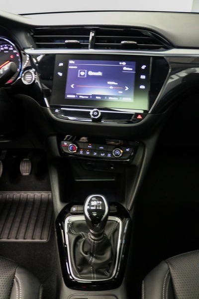 Opel Corsa vaihtoauto