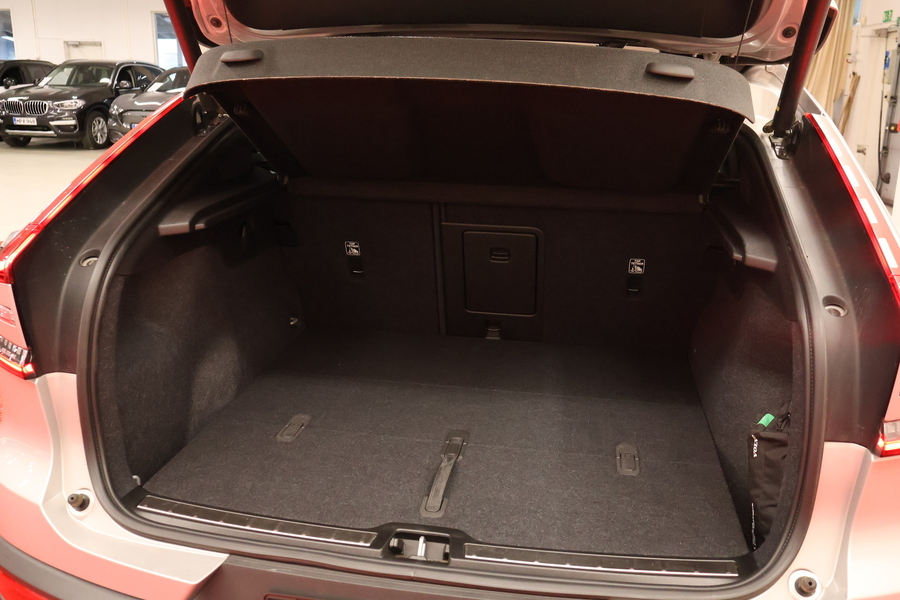 Volvo C40 vaihtoauto