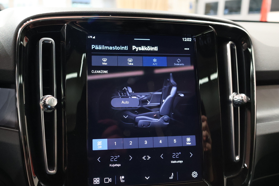 Volvo C40 vaihtoauto