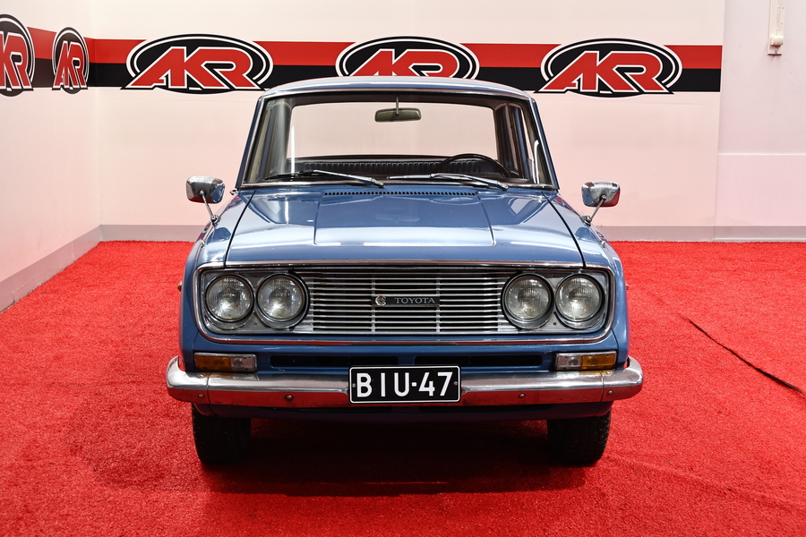 Toyota Corona vaihtoauto