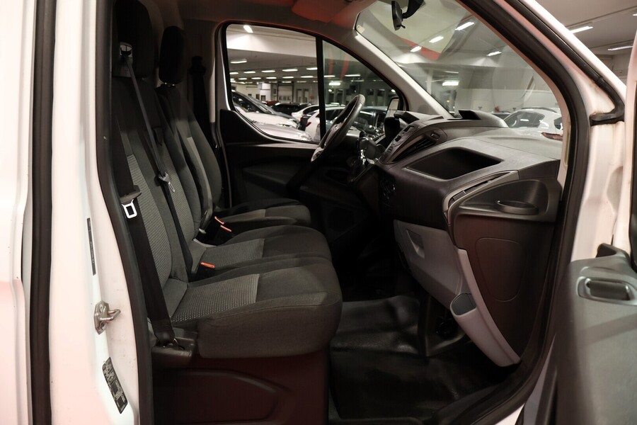 Ford Transit Custom vaihtoauto