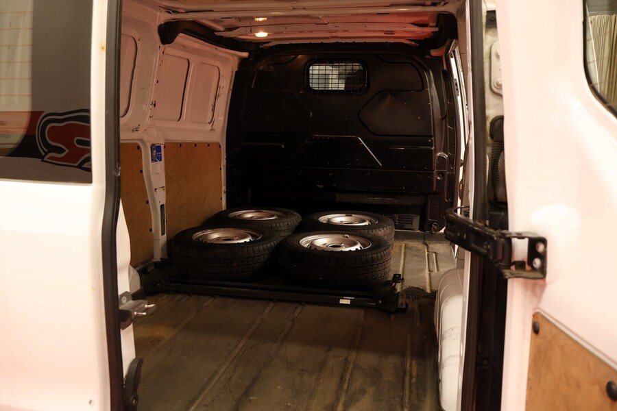 Ford Transit Custom vaihtoauto