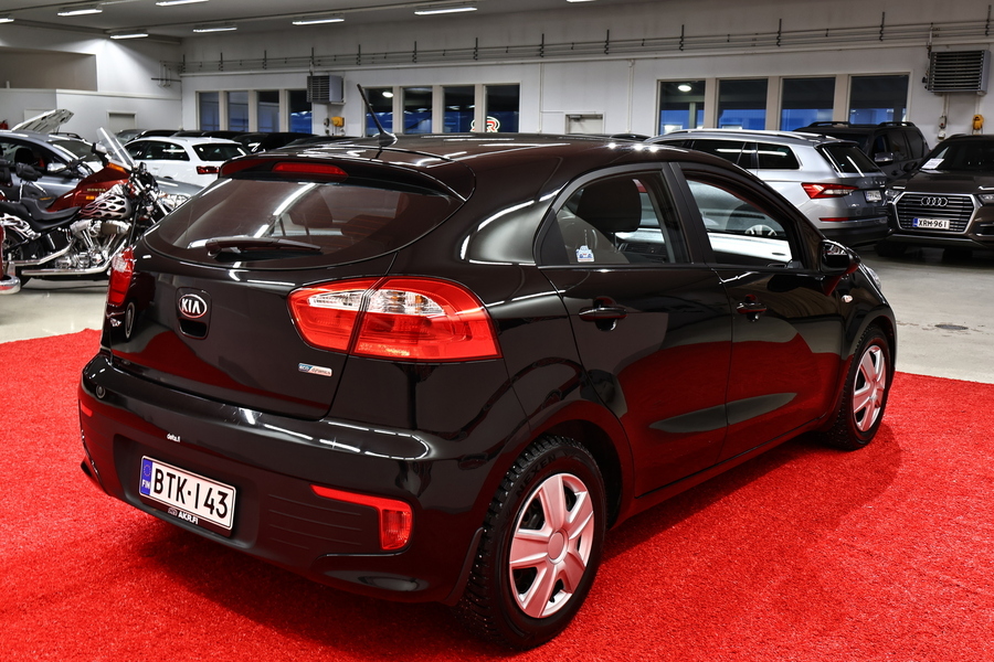 Kia Rio vaihtoauto