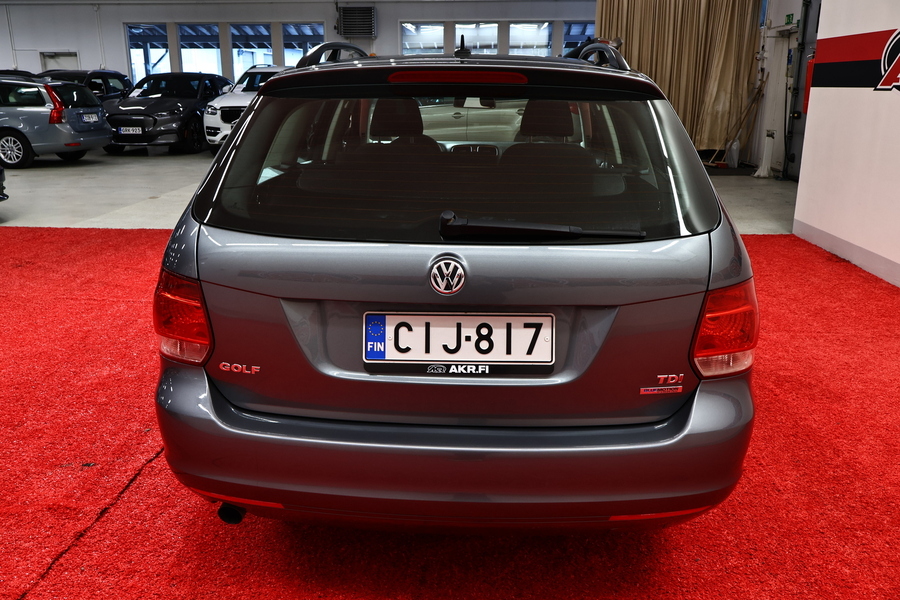Volkswagen Golf vaihtoauto
