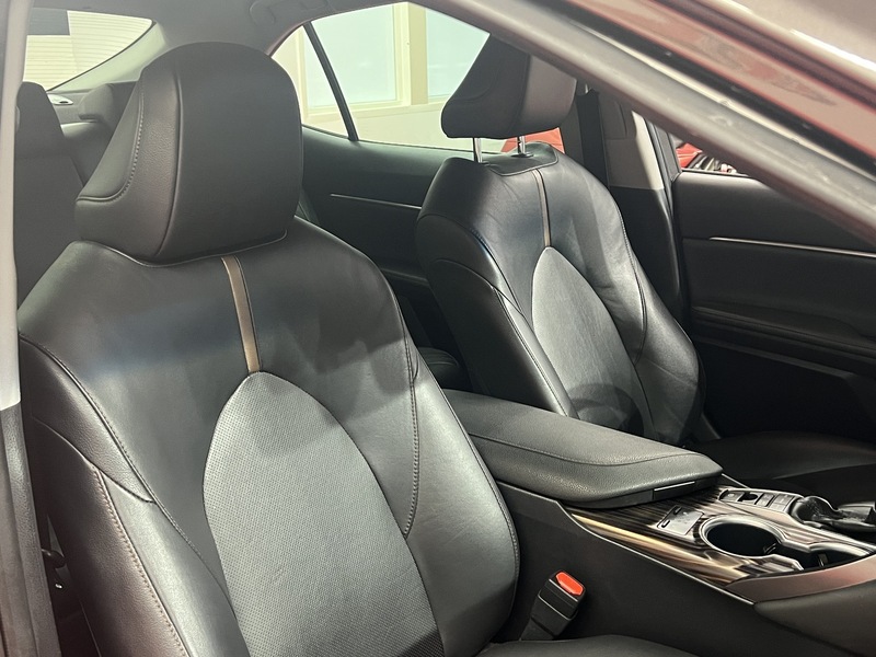 Toyota Camry vaihtoauto