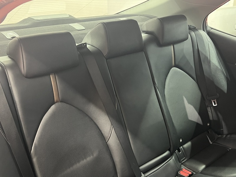 Toyota Camry vaihtoauto