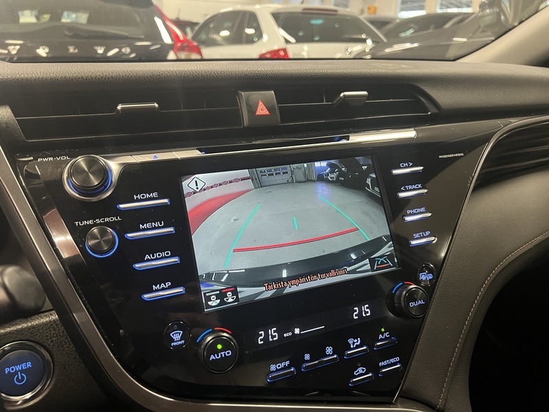 Toyota Camry vaihtoauto