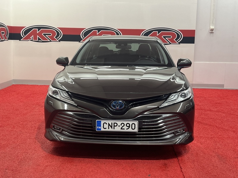 Toyota Camry vaihtoauto