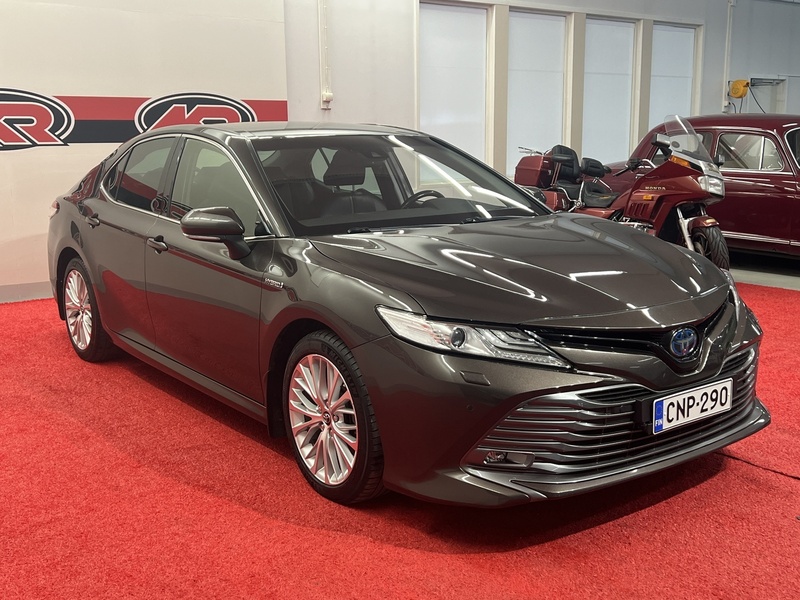 Toyota Camry vaihtoauto