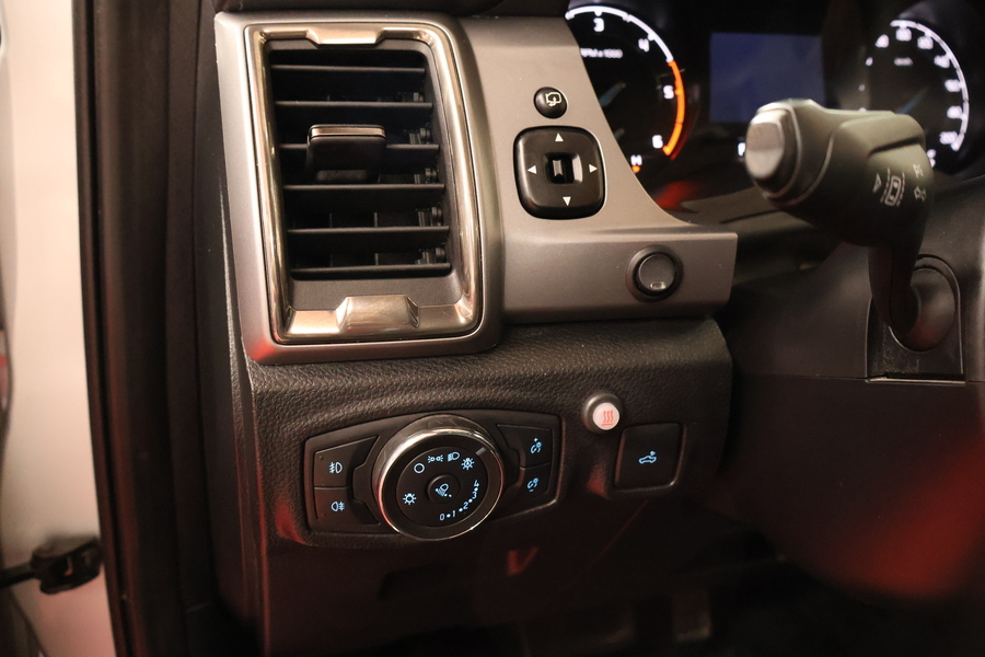 Ford Ranger vaihtoauto