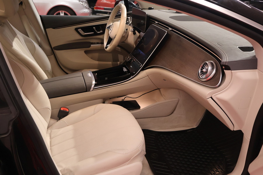 Mercedes-Benz EQS vaihtoauto