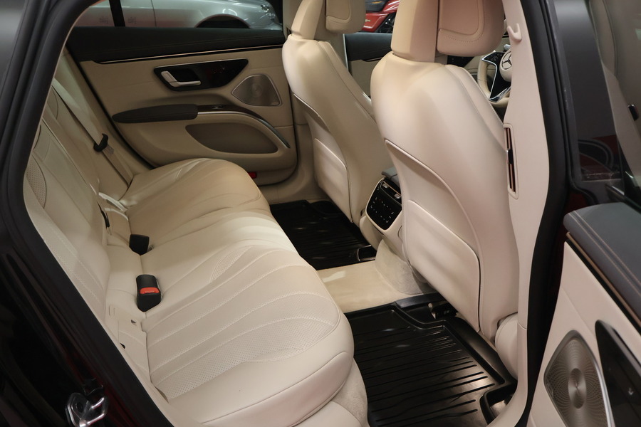 Mercedes-Benz EQS vaihtoauto