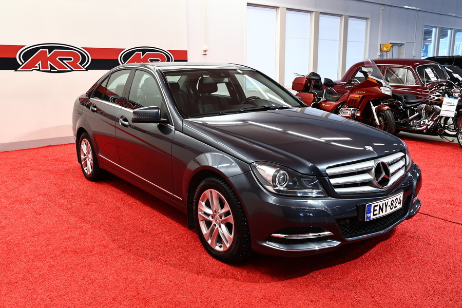 Mercedes-Benz C vaihtoauto