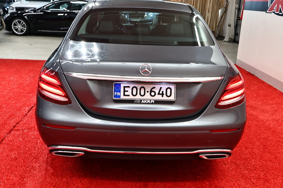 Mercedes-Benz E vaihtoauto