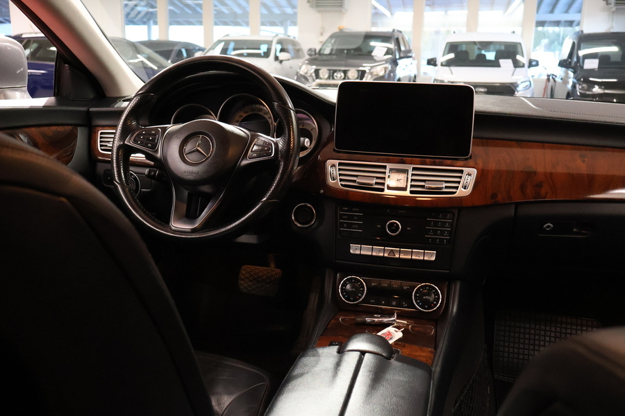 Mercedes-Benz CLS vaihtoauto