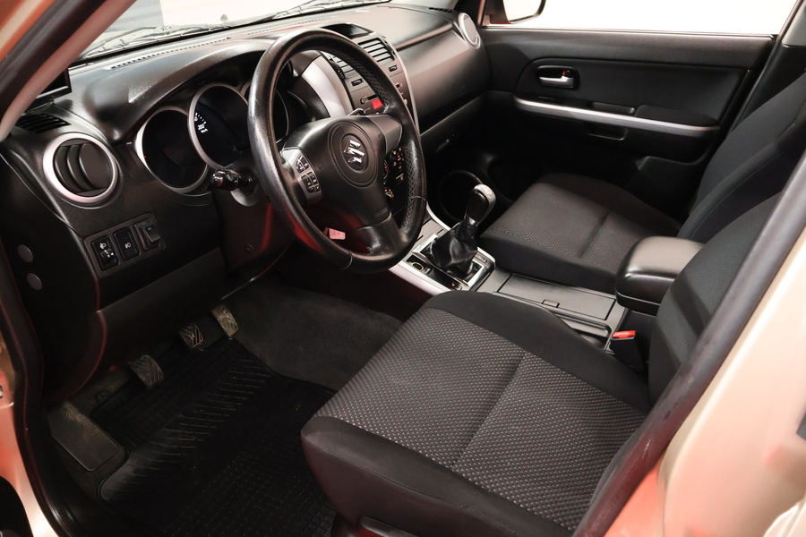 Suzuki Grand Vitara vaihtoauto