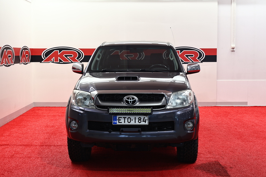 Toyota Hilux vaihtoauto