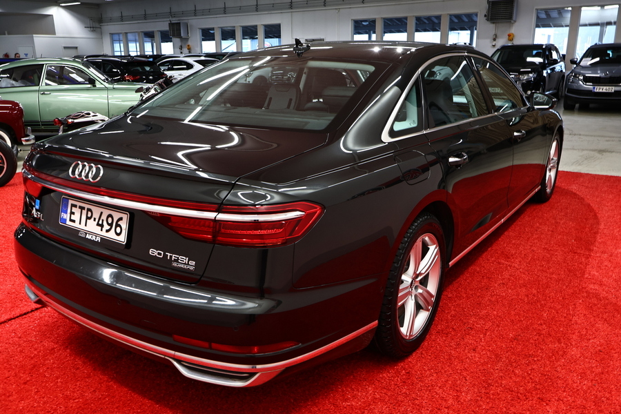 Audi A8 vaihtoauto