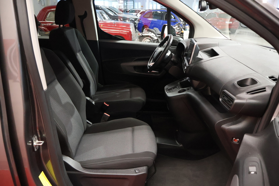 Toyota Proace CITY Verso EV vaihtoauto