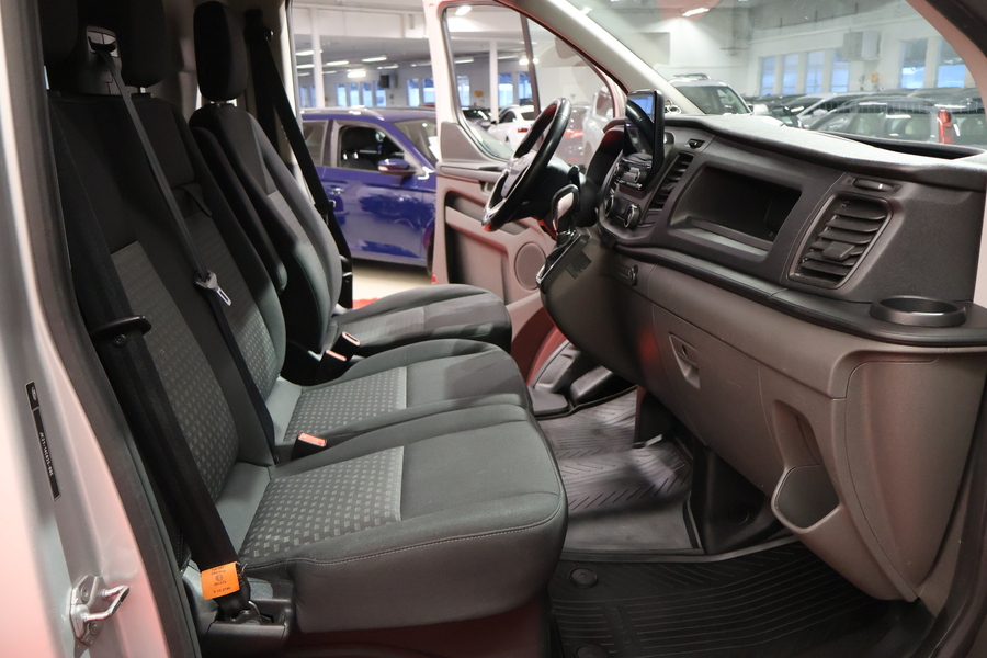 Ford Transit Custom vaihtoauto