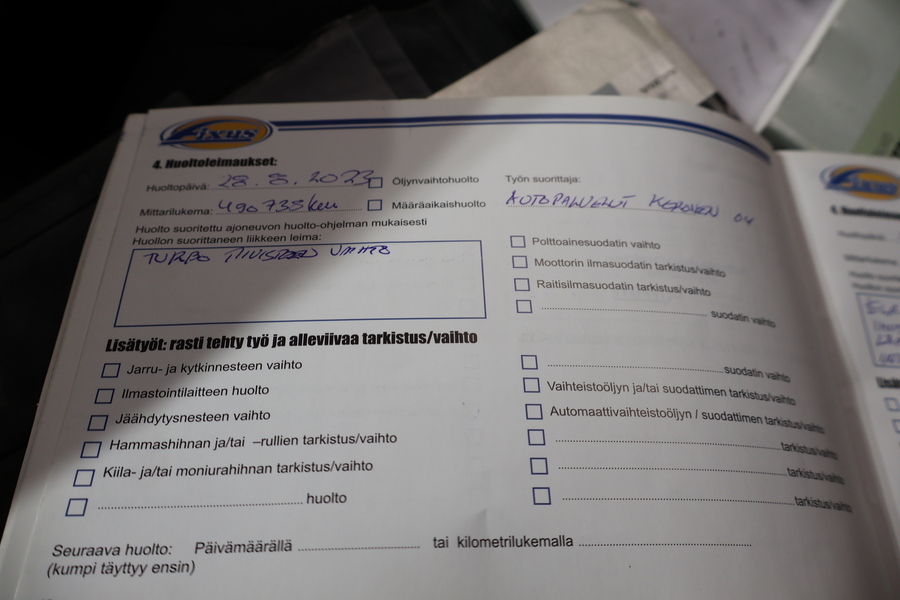 Volvo V70 vaihtoauto