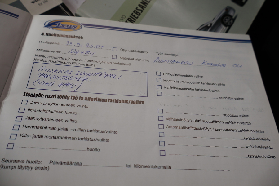 Volvo V70 vaihtoauto