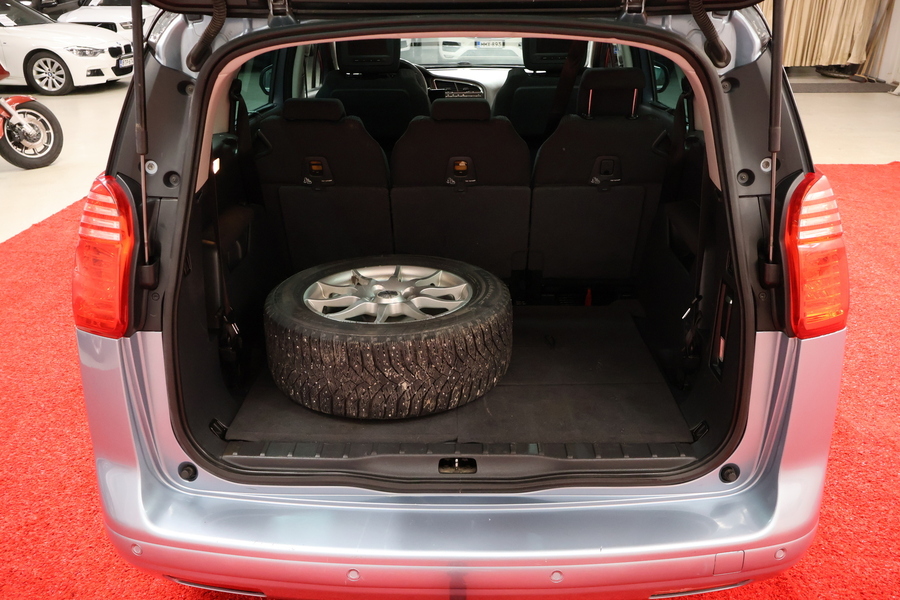 Peugeot 5008 vaihtoauto