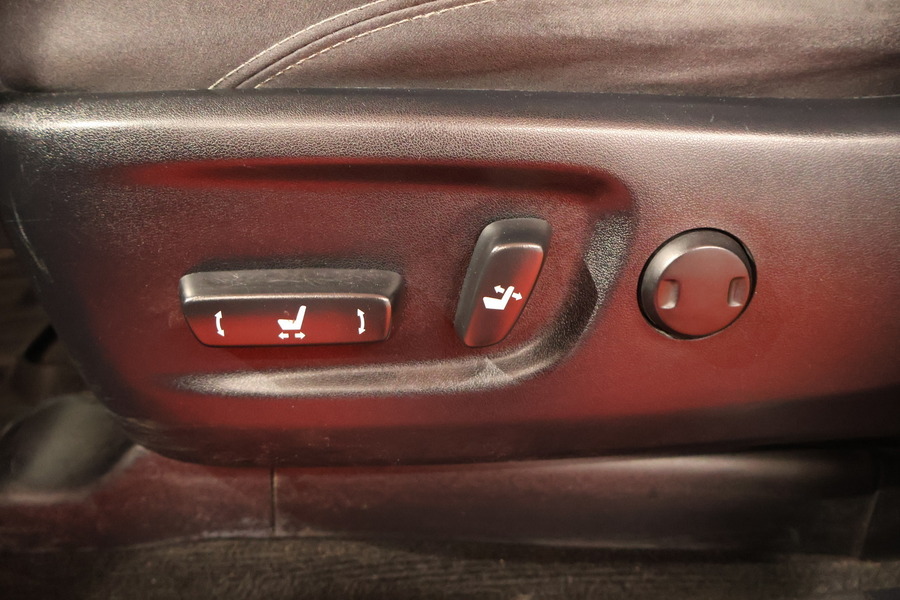 Toyota Land Cruiser vaihtoauto