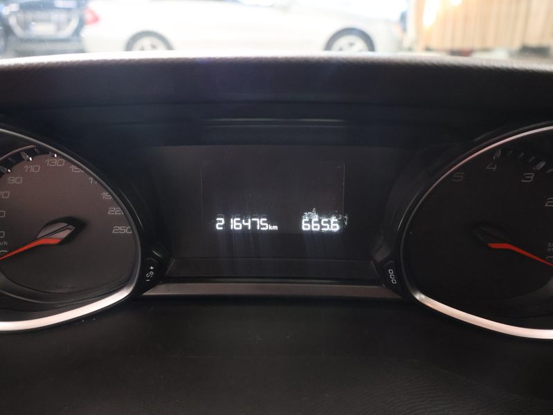 Peugeot 308 vaihtoauto