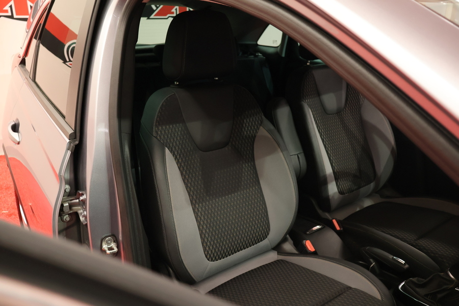 Opel Crossland X vaihtoauto