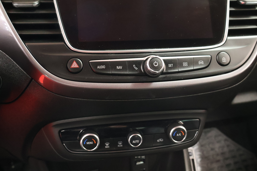 Opel Crossland X vaihtoauto