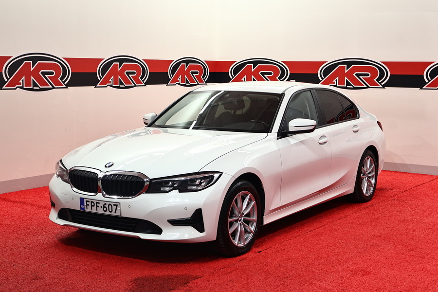 BMW 320 vaihtoauto