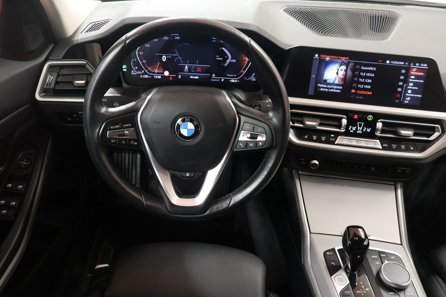 BMW 320 vaihtoauto