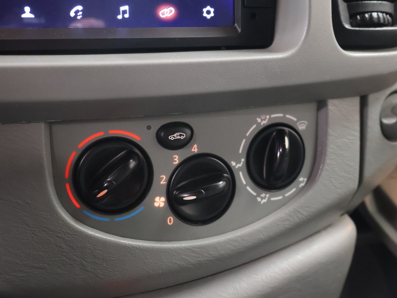 Opel Vivaro vaihtoauto