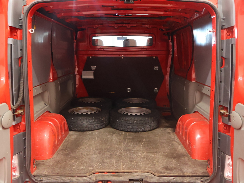 Opel Vivaro vaihtoauto