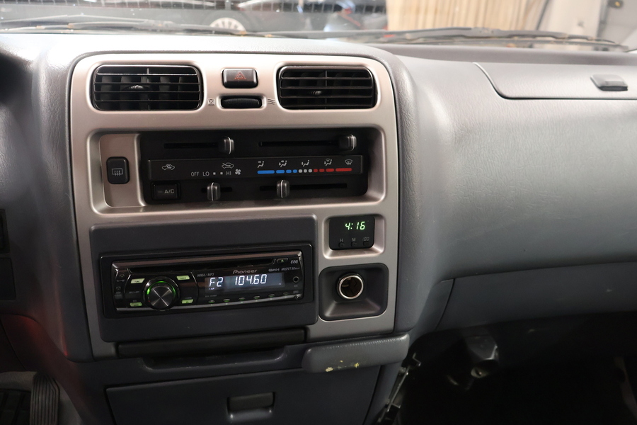 Toyota Hiace vaihtoauto