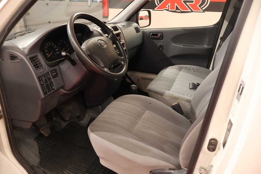 Toyota Hiace vaihtoauto