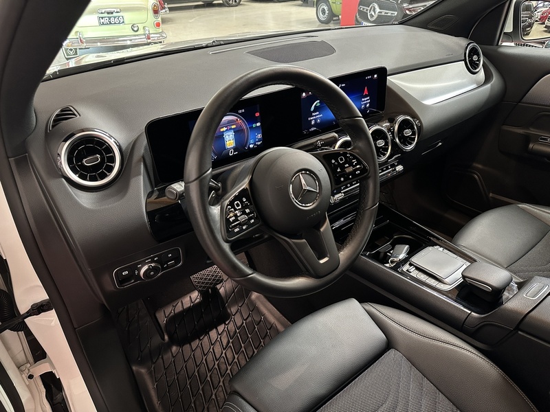 Mercedes-Benz GLA vaihtoauto