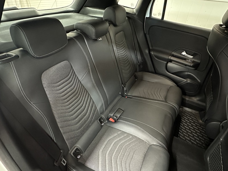 Mercedes-Benz GLA vaihtoauto