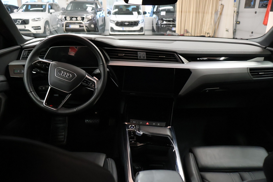 Audi e-tron vaihtoauto