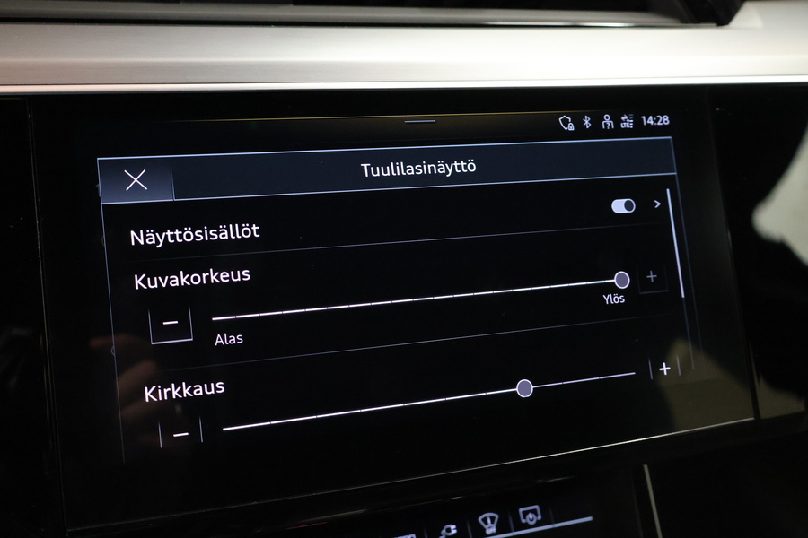 Audi e-tron vaihtoauto