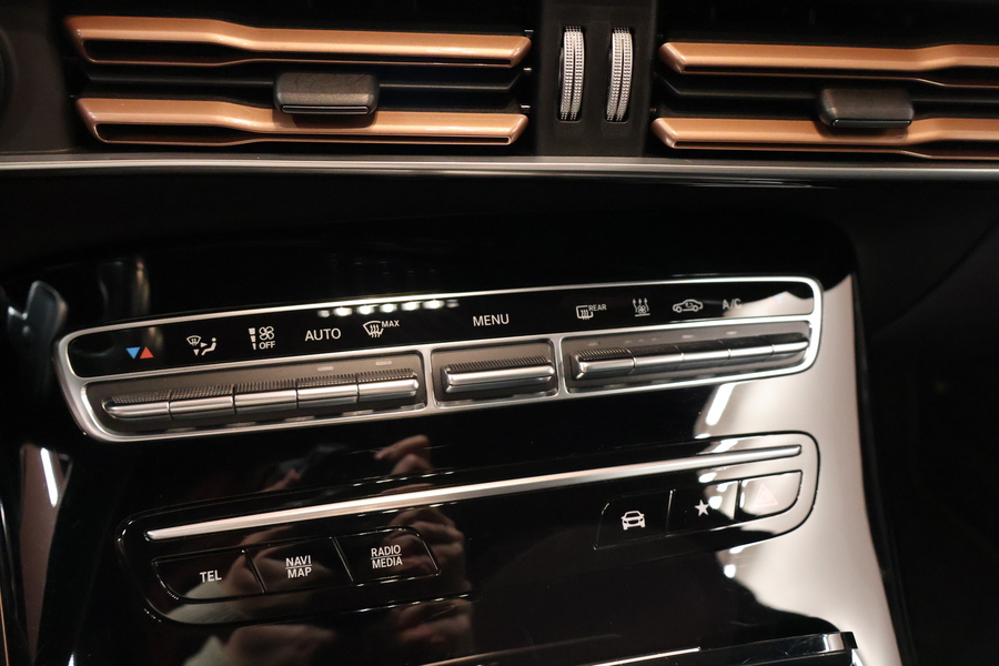 Mercedes-Benz EQC vaihtoauto