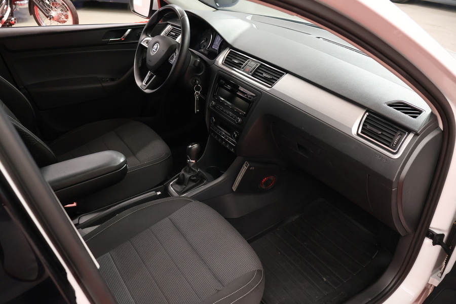 Skoda Rapid vaihtoauto