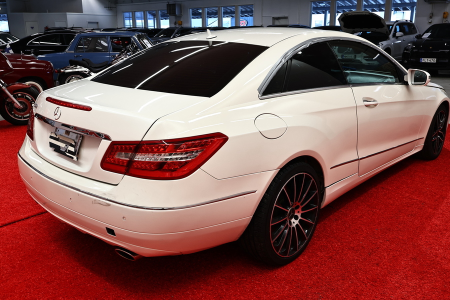 Mercedes-Benz E vaihtoauto