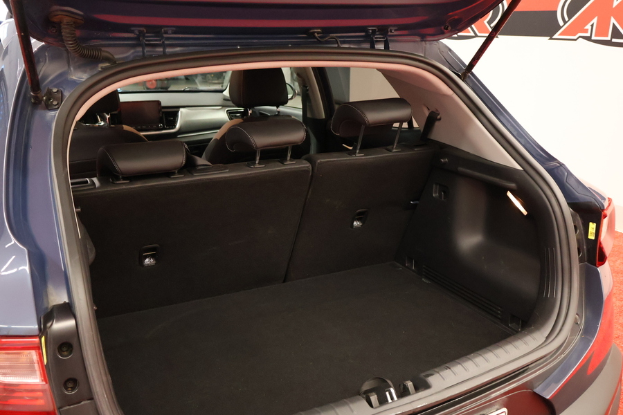 Kia Stonic vaihtoauto